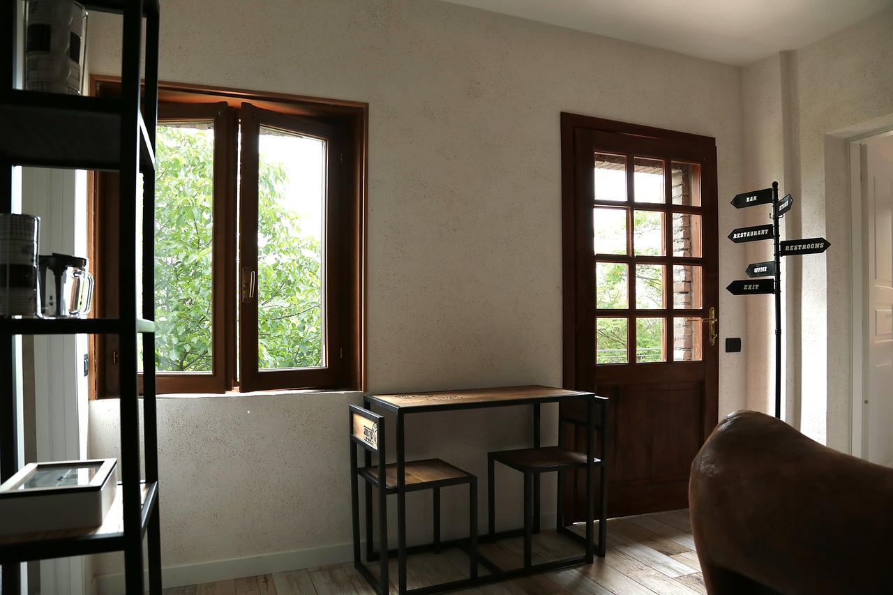 La Maesta' Bed & Breakfast Langhirano Exterior photo